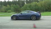 Vidéo: La Nissan GT-R battue par une BMW M5 F10