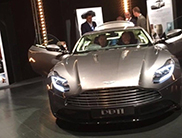 Voici le premier cliché de la nouvelle Aston Martin DB11